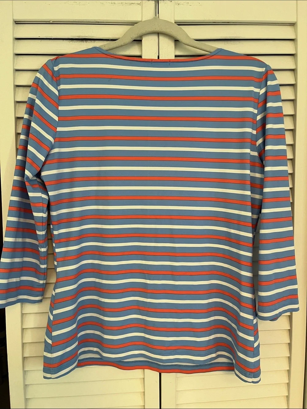 J McLaughlin V Neck 3/4 Sleeve Top Sz Medium
